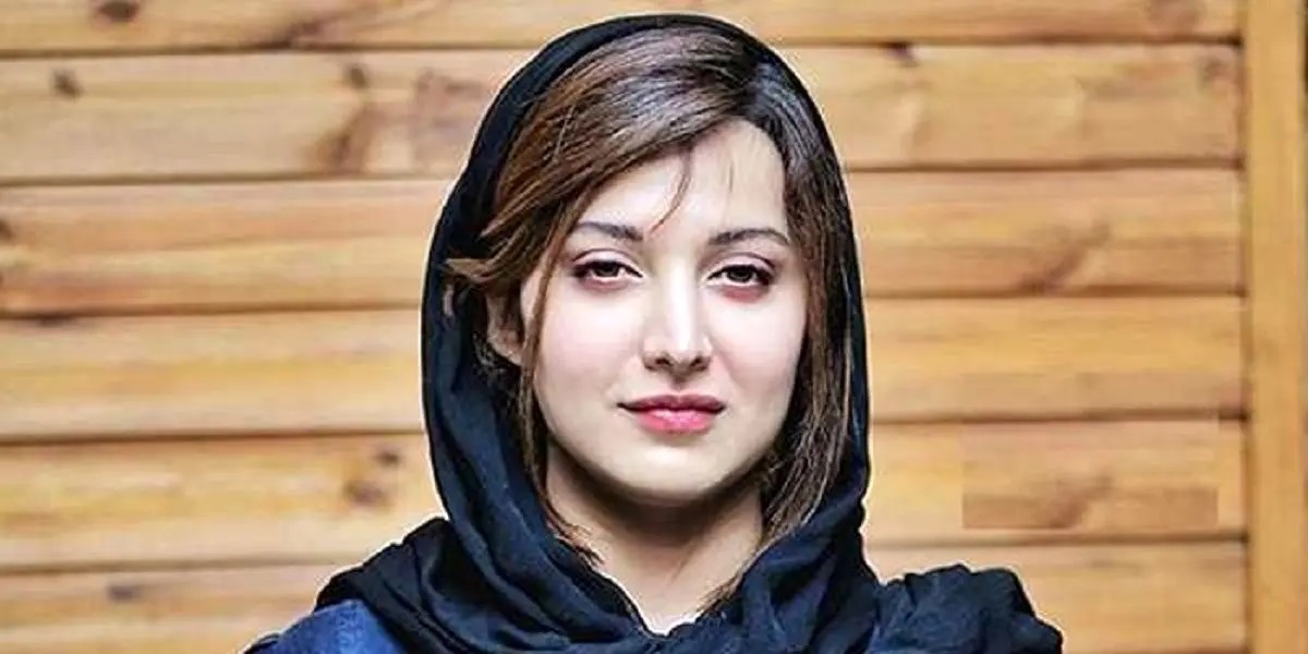 روشنک گرامی بازیگر