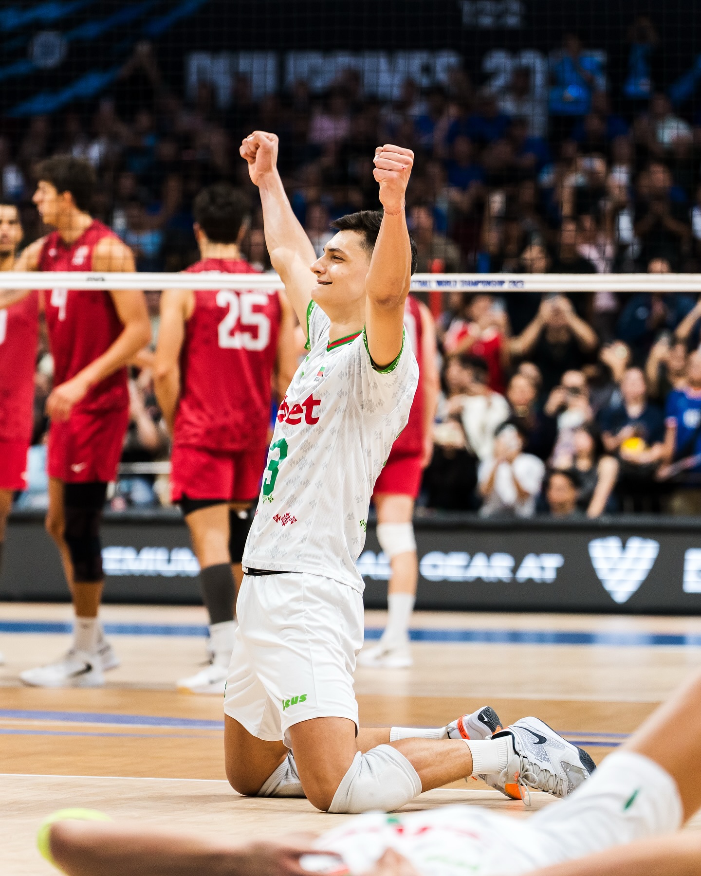 عکس الکساندر نیکولوف