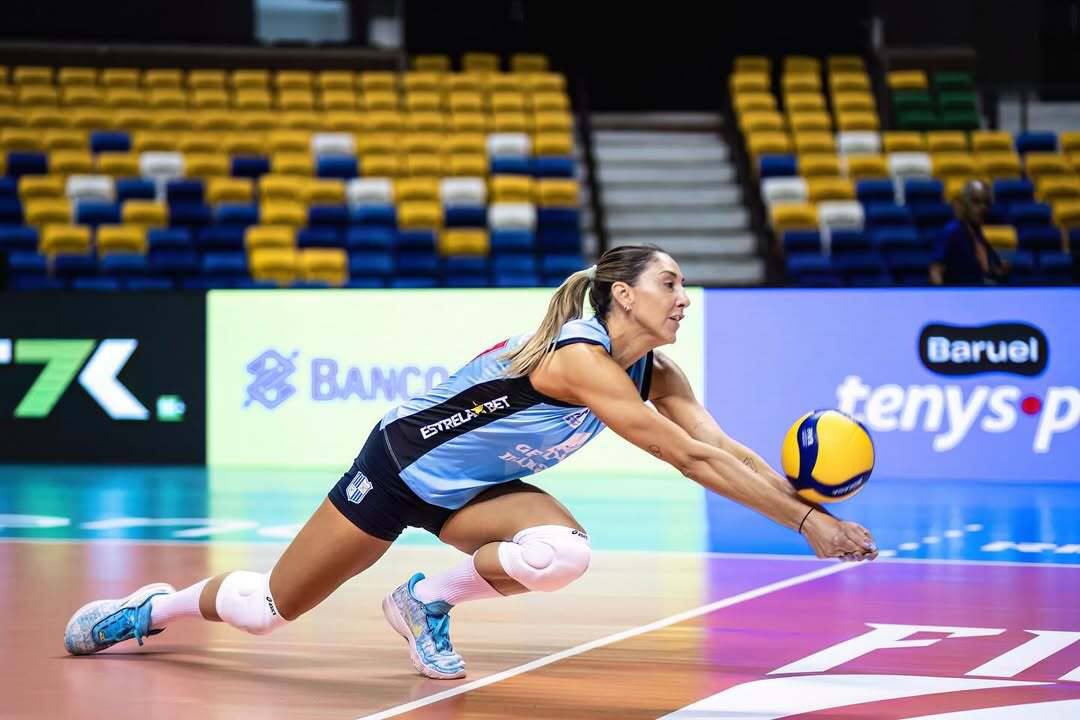 Carol Gattaz wallpaper 4k 
