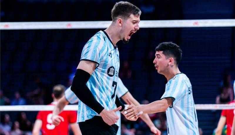 آگوستین لوزر برتر مدافع تیم ملی والیبال آرژانتین