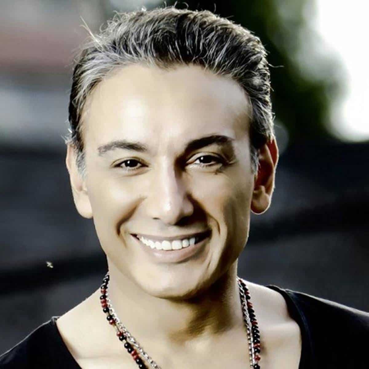 تقدیر معروف‌ترین آهنگ شادمهر عقیلی