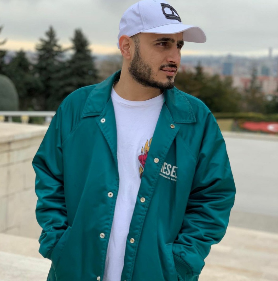 سپهر خلسه محبوب ترین رپر نسل جدید سپهر خلسه محبوب ترین رپر نسل جدید