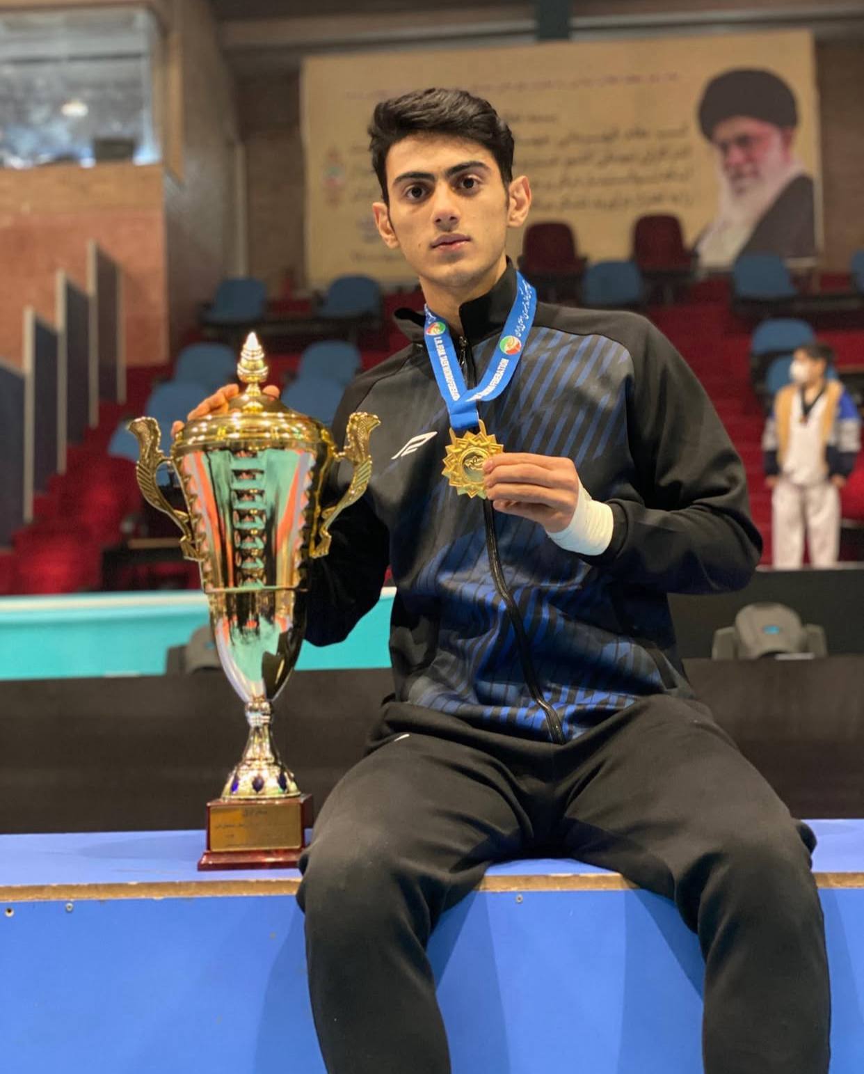 عکس های امیرسینا بختیاری