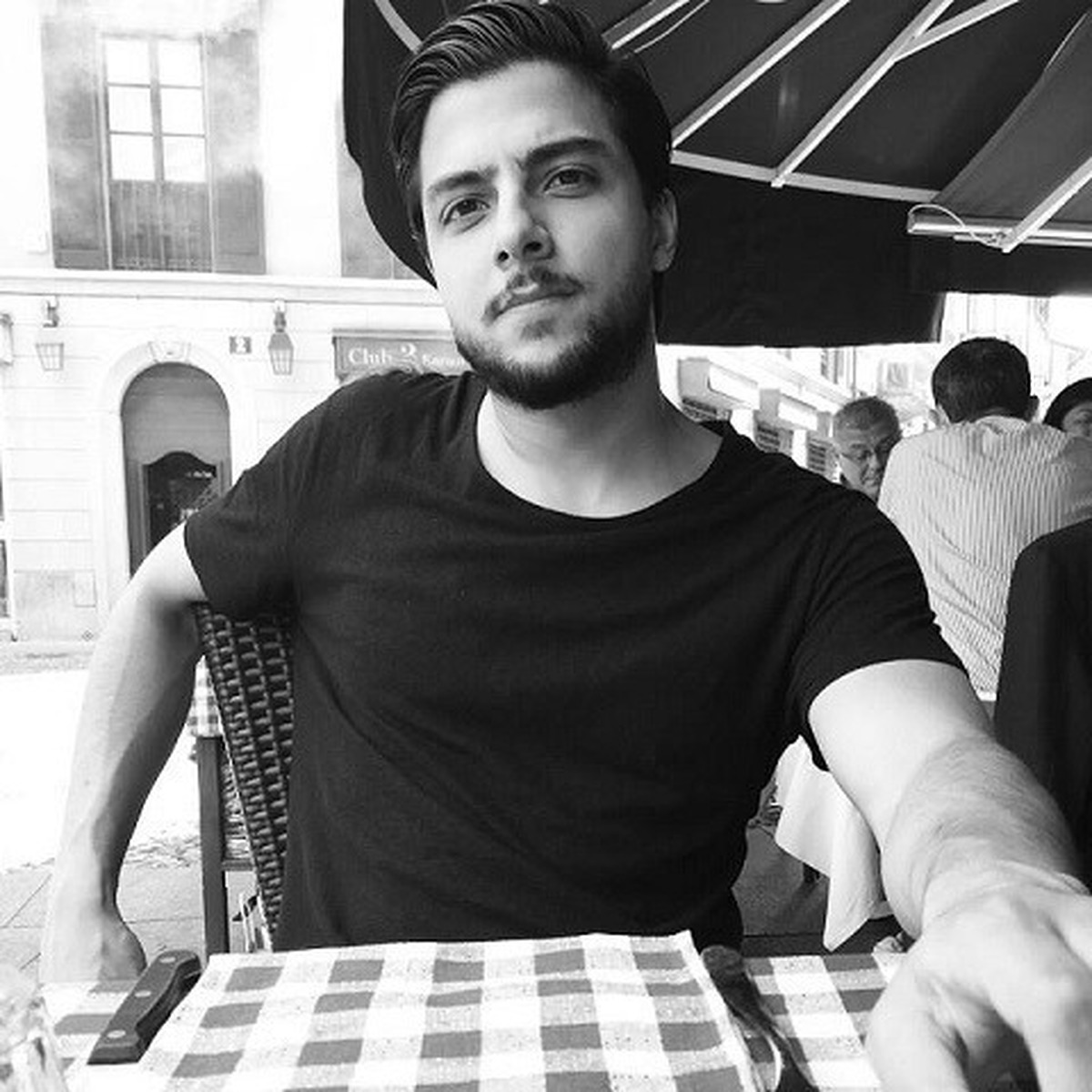 مهراد هیدن الماس رپ فارسی مهراد هیدن الماس رپ فارسی