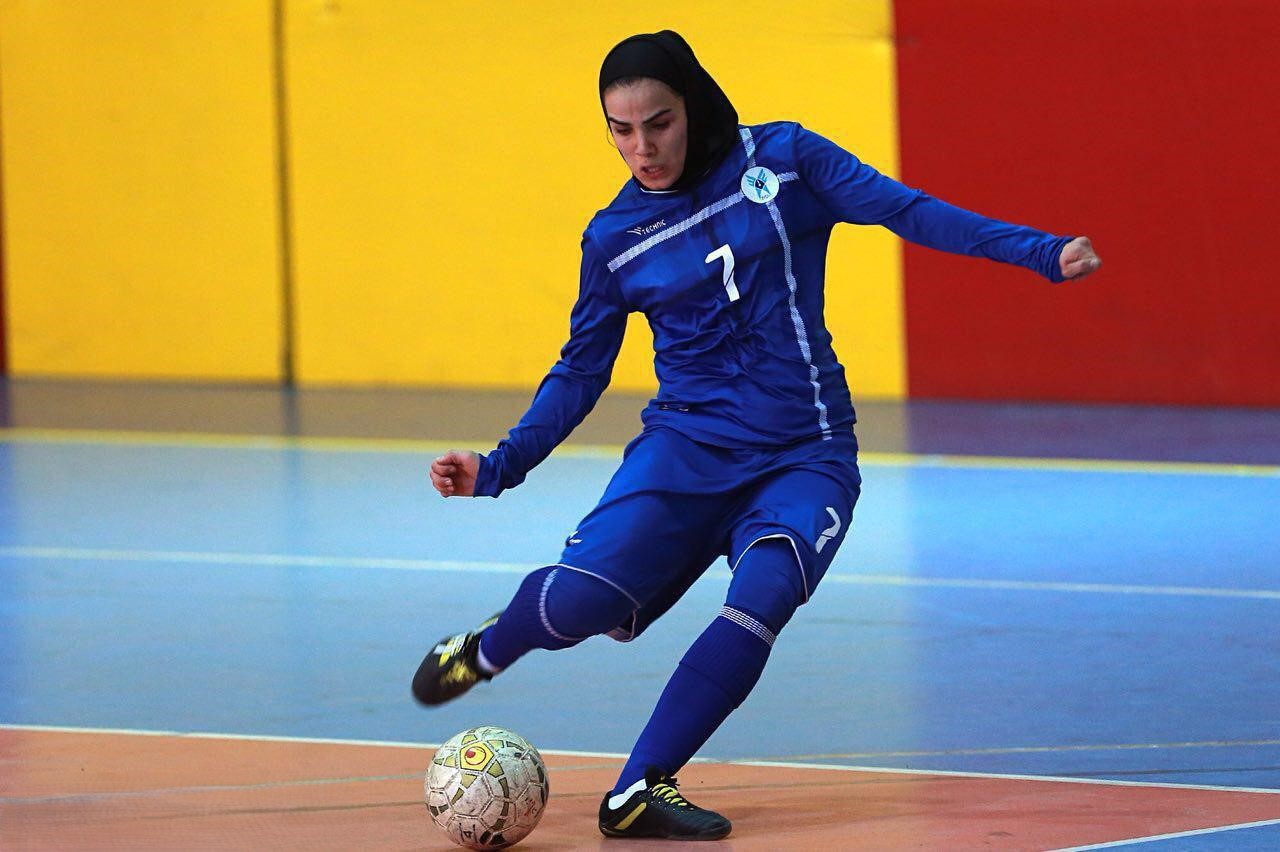 عکس فرشته کریمی فوتسال عکس فرشته کریمی فوتسال