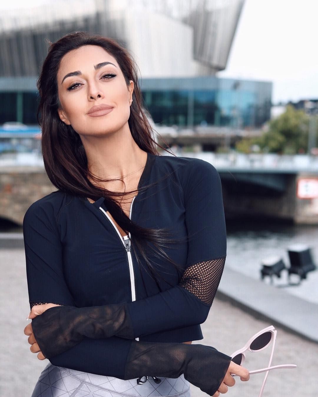  عکس های لخت صدف طاهریان 