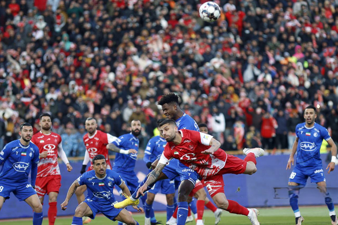 حاشیه‌های تغییر محل دربی