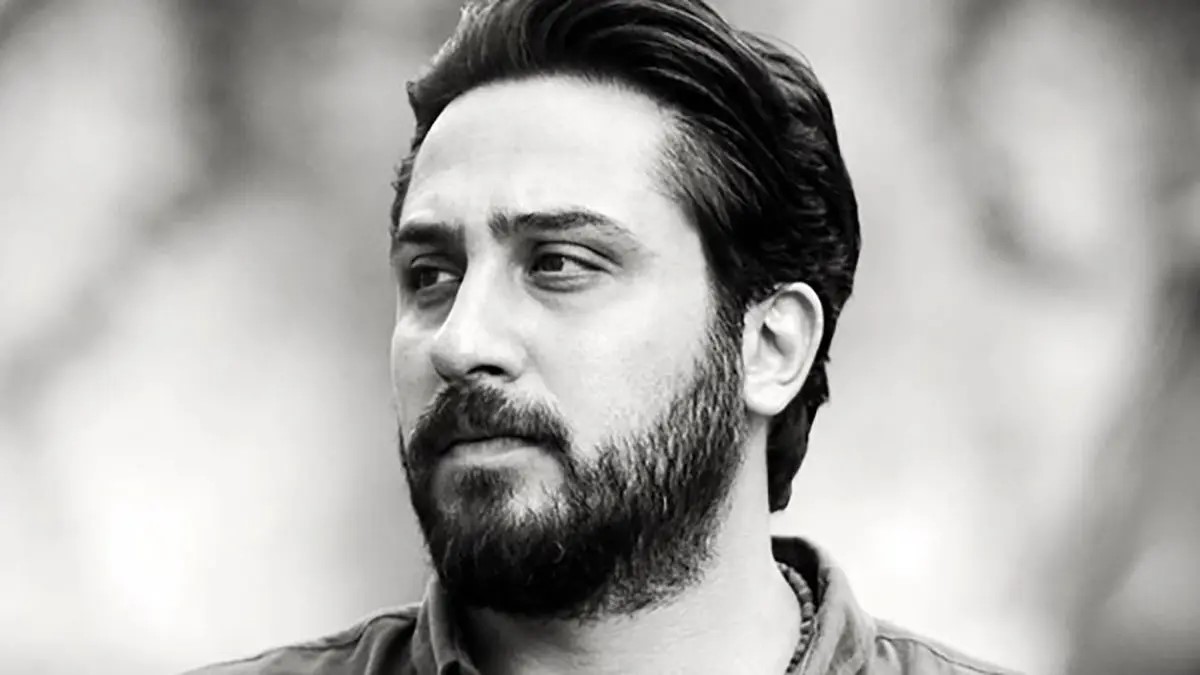 خداحافظی احساسی روزبه بمانی با هواداران خداحافظی احساسی روزبه بمانی با هواداران