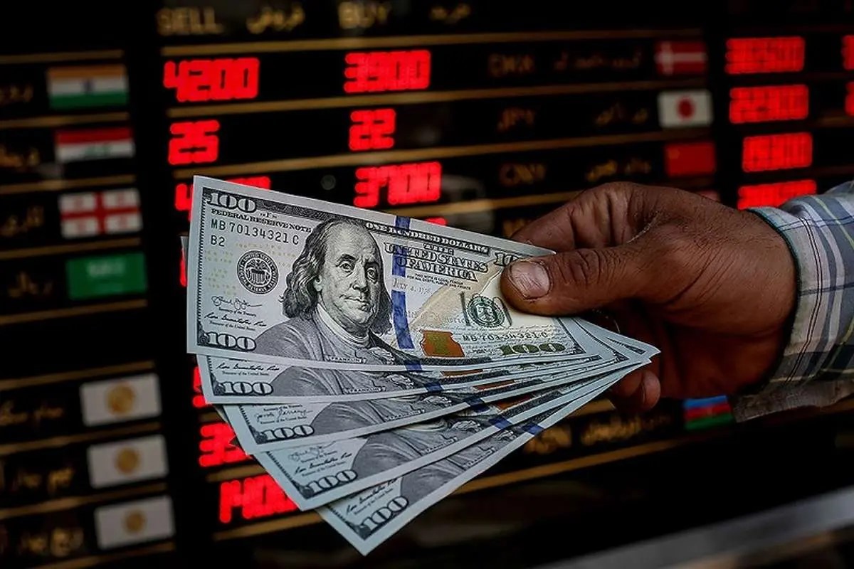 بابک زنجانی و بحران دلار چاپ پول بدون پشتوانه