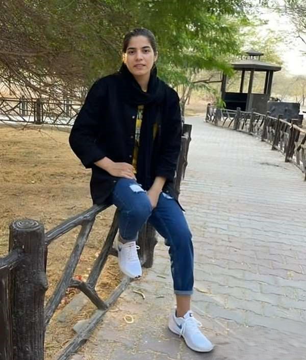 عکس الهام عنافچه تیم ملی