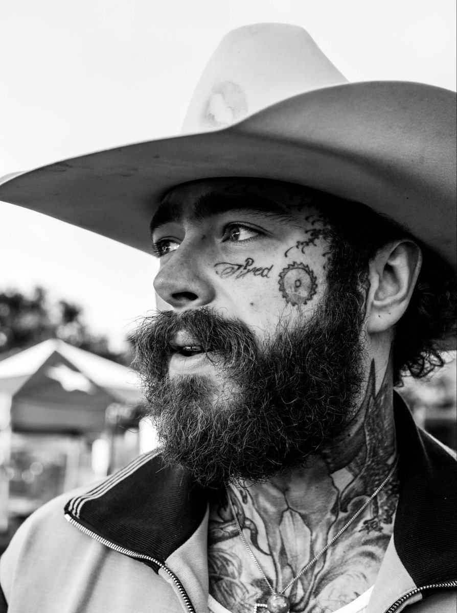 پست مالون چهره متفاوت رپ پست مالون چهره متفاوت رپ