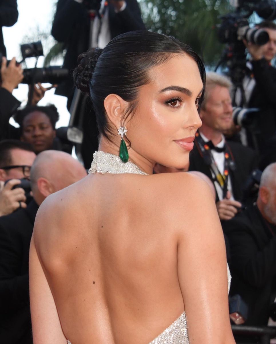 سکسی عکس جورجینا 