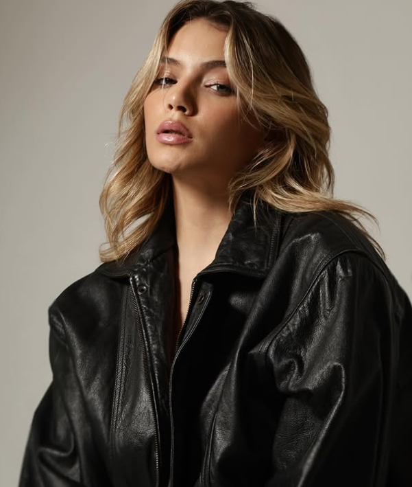 عکس گابریلی میراندا مدل و اینفلوئنسر برزیلی عکس گابریلی میراندا مدل و اینفلوئنسر برزیلی