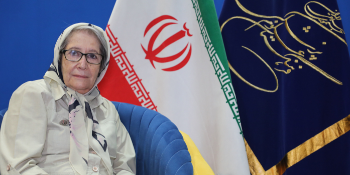 عکس دکتر مینو محرز عکس دکتر مینو محرز