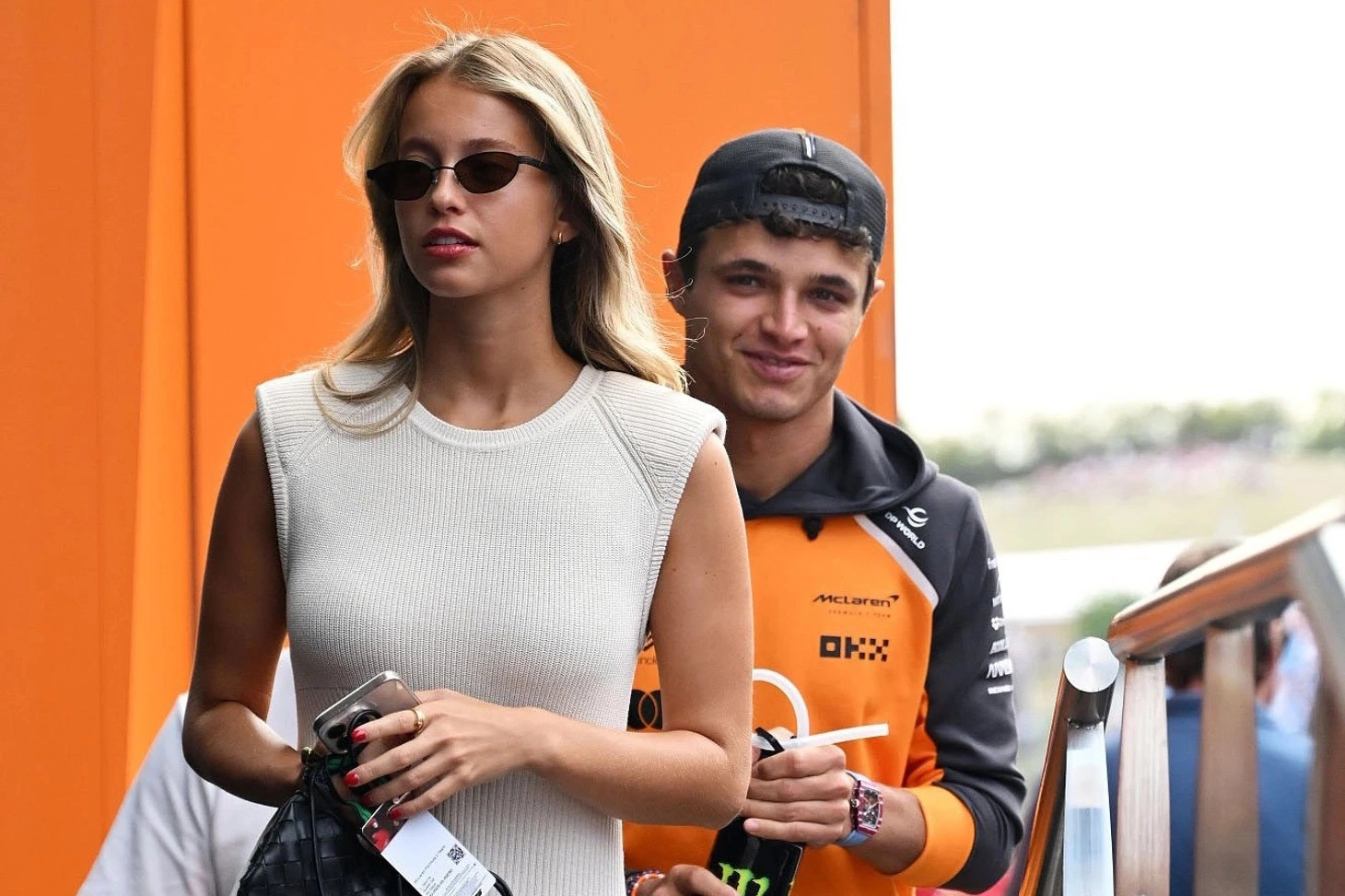 عکس لندو نوریس  و همسرش