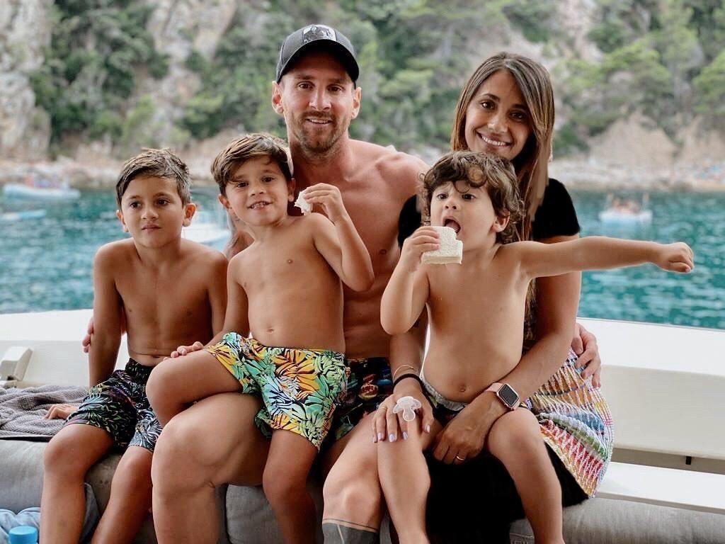 عکس خانوادگی لیونل مسی عکس خانوادگی لیونل مسی